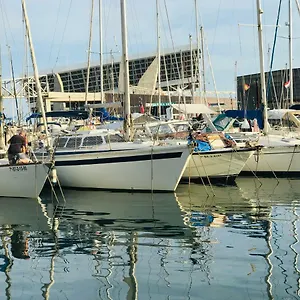 Sleep & Boats Barcelona Bateau-hôtel